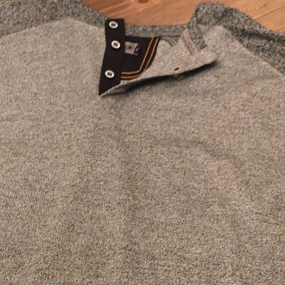 Burnside long sleeve tee ,65 polyester/35 cotton - Picture 2 of 6